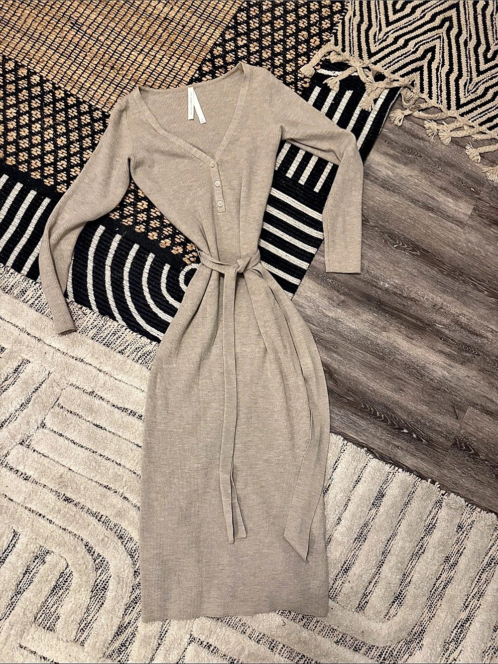 The Group Babaton Ribbed Tie-Waist Midi Dress Size Large